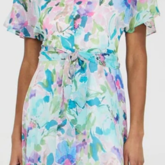 Colourful chiffon high-low dress with flutter sleeves and handkerchief hemline - Picture 2 of 4